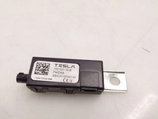 TESLA MODEL S Amplificatore