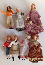 SET DI 7 BAMBOLINE PER CASA