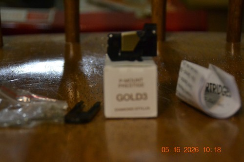 Nuovo con scatola - nuovo, gold