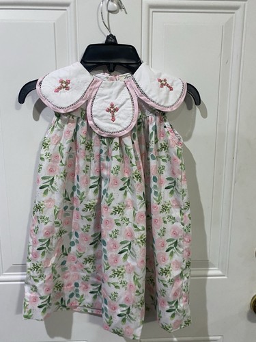 Bellissimo abito floreale con