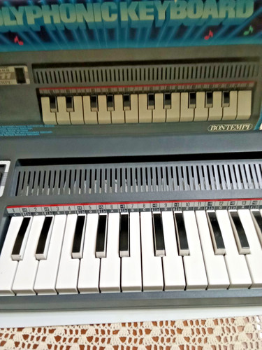 Tastiera bontempi polyphonic - /,