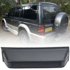 Per Mitsubishi Pajero V30