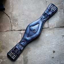 Sella da dressage in pelle