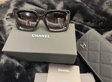 Occhiali da sole CHANEL 5435