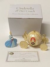 Basso 0087 Cenerentola e il suo allenatore Disney solo membri collezione ornamento grolier