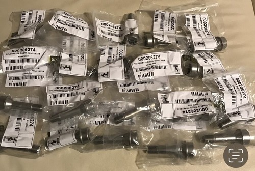 Kit bulloni ruota titanio
