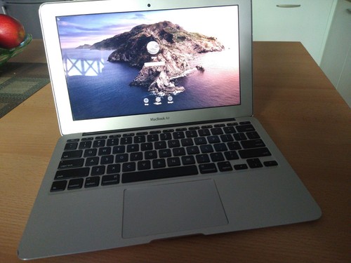 Macbook air mid - air, i5
