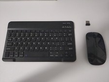 Tastiera Wireless + Mouse  Collegato Wireless 