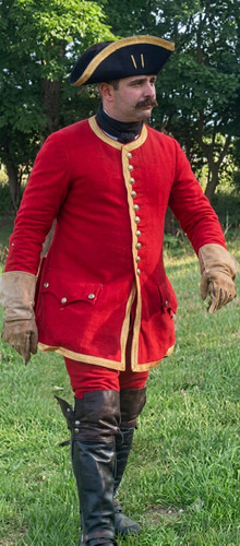 Costume uniforme militare