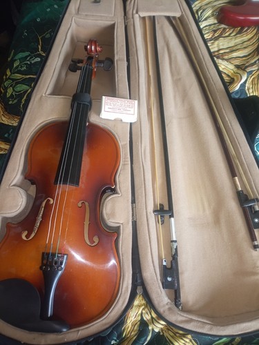 Antonious violin model 150 - antonious,