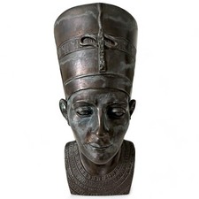 Egyptian bust Nefertiti marble