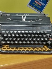 MACCHINA DA SCRIVERE OLIVETTI