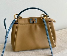 Autentica rara borsa Fendi Peekaboo mini bicolore in pelle blu caramello