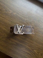 Louis vuitton m9821 monogram - m9821,