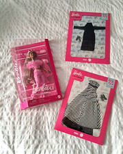 Lotto NUOVO Barbie  Deluxe