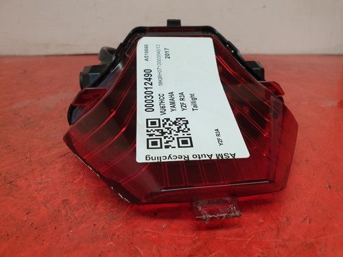 Faro posteriore yamaha yzf r3a - posteriore,