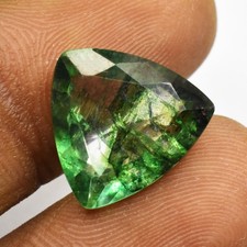 Smeraldo verde naturale