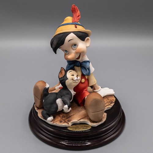Statua giuseppe armani disney - statua,