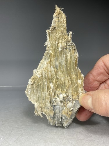 Rocks sepiolite fibrosa - -, "fibrosa"