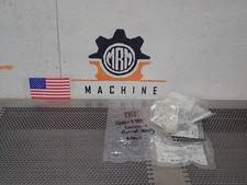 Cravatte Maniglia Quadrate D