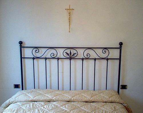 Letto ferro battuto - in,