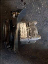 Pompa servosterzo Nissan
