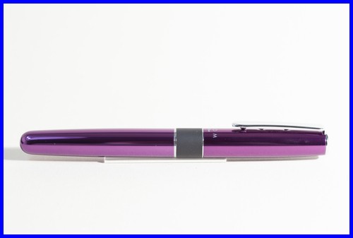 1990s tombow zoom - tombow, bw