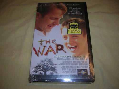 The war vhs - war,