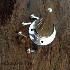 Antico elmetto tedesco in