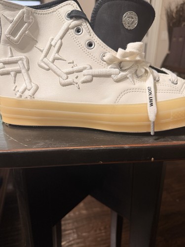 Converse bianche perché - , no