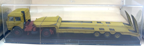 Old cars iveco low loader - old,