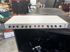 Peavey PME 4, Equalizzatore