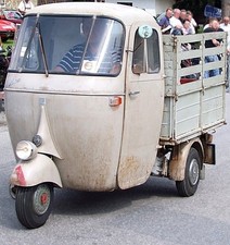 STAFFE  PARABREZZA  PIAGGIO