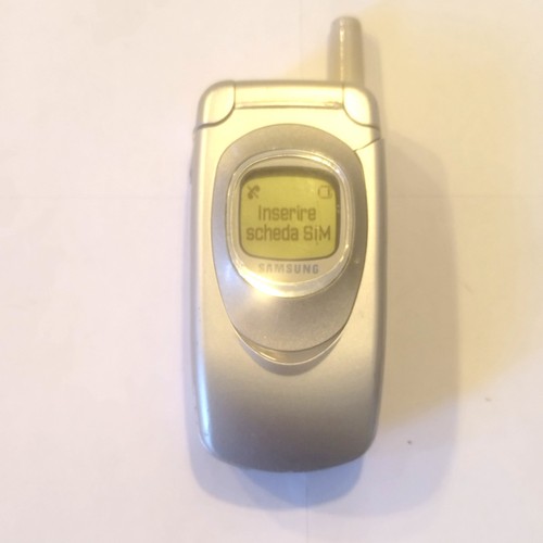 Cellulare vintage conchiglia - cellulare,