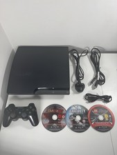 Pacchetto console Sony PlayStation 3 Slim 320 GB nera con 3 giochi PS3 (CECH-2504B)