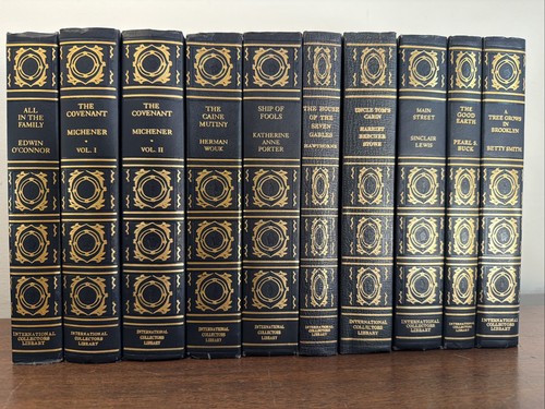 Lot blue gold trim - lot,