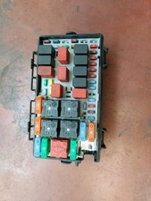 SCATOLA CENTRALINA PORTA FUSIBILI FIAT GRANDE PUNTO 1300 MULTIJET 