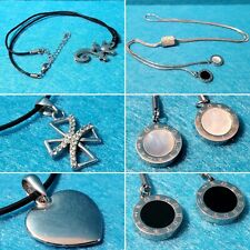 NUOVO ? Set 4 Collane Ciondoli Pendagli - Segni Zodiacali, Cuore, Croce, Geko