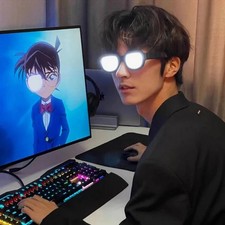 Occhiali LED Conan - Cosplay Anime Giapponese + Papillon Luminoso - Costume Hall