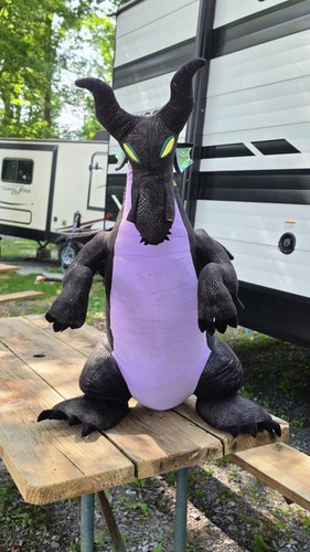 Disney store drago - disney,