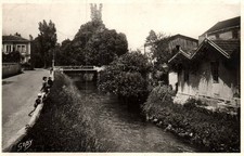 CPSM PF 17 - SAUJON (C