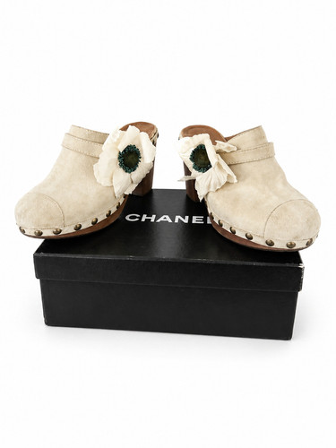 Chanel beige suede clogs - chanel,
