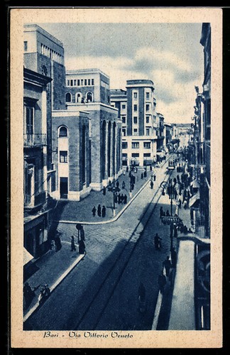 Cartolina bari via - bari,, vittorio