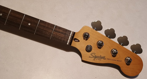 Open box fender squier classic - box,