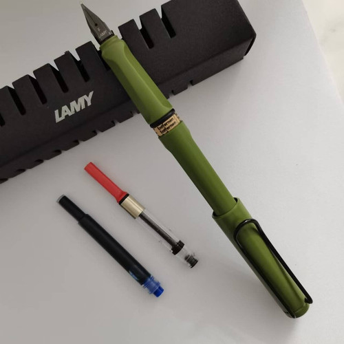 Nuova penna lamy - nuova,