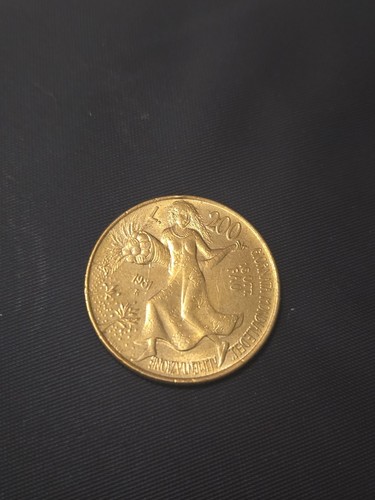 200 lire giornata - 200, mondiale