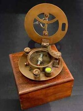 Bussola meridiana in ottone