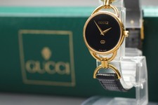 [Ecc + 5 con cassa] Orologio