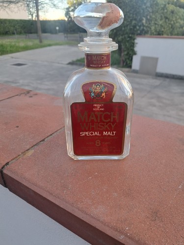 Bottiglia vuota whisky match - vuota,