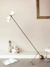 Lampada da terra in ottone di